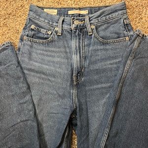 Levi’s high loose